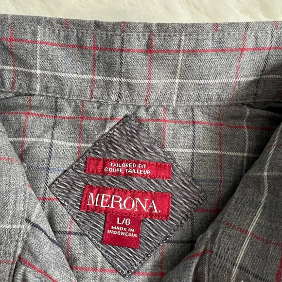 Merona Men’s Plain Button Up Size Large - Picture 7 of 7